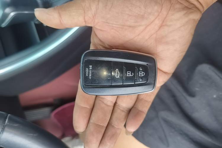 Used Toyota Avalon 2022 2.0L Luxury Edition Interior 1