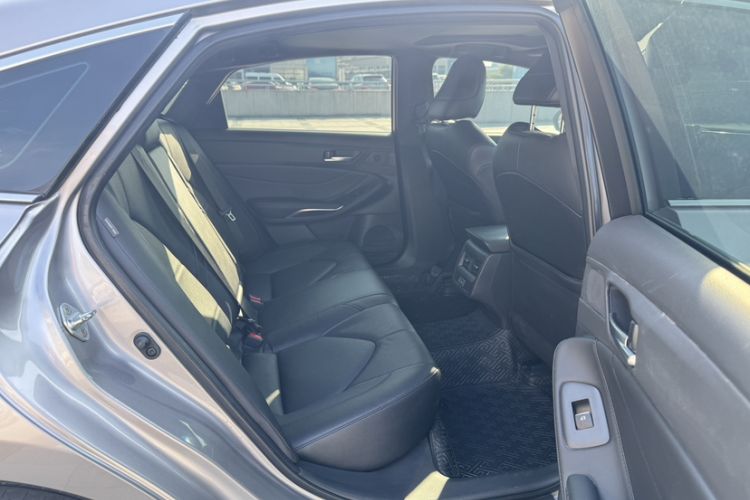 Used Toyota Avalon 2022 2.0L Luxury Edition Interior 2