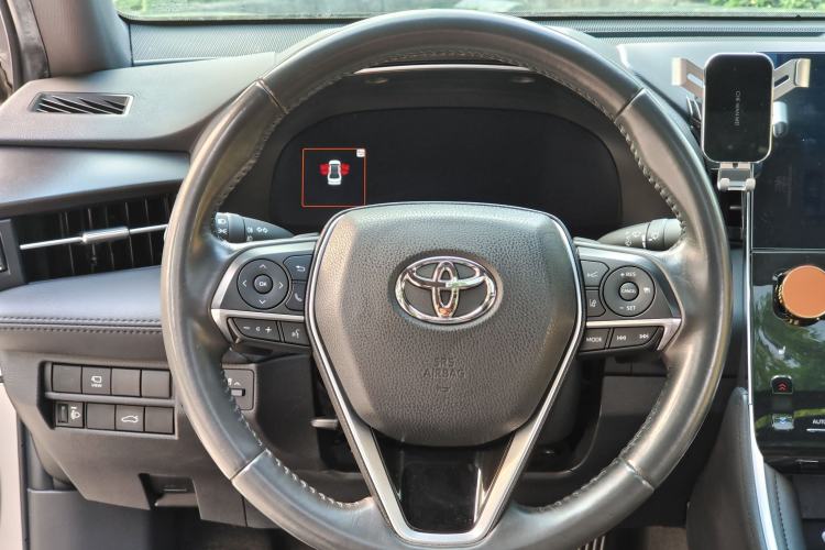 Used Toyota Avalon 2022 2.5L Touring Premium Edition Interior 8