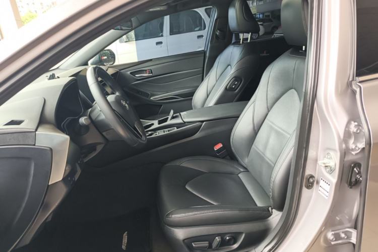 Used Toyota Avalon 2022 2.0L Luxury Edition Left Front Seat