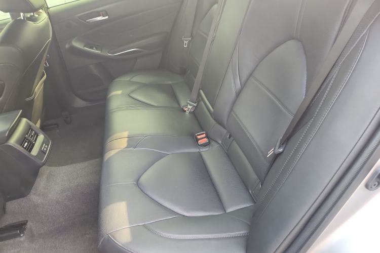 Used Toyota Avalon 2022 Dual-Engine 2.5L Luxury Edition Left Rear Seat