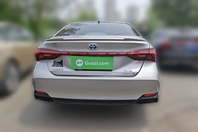 Used Toyota Avalon 2022 Dual-Engine 2.5L XLE Premium Edition Rear