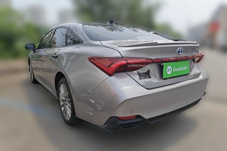 Used Toyota Avalon 2022 Dual-Engine 2.5L XLE Premium Edition Rear Left 45 Deg