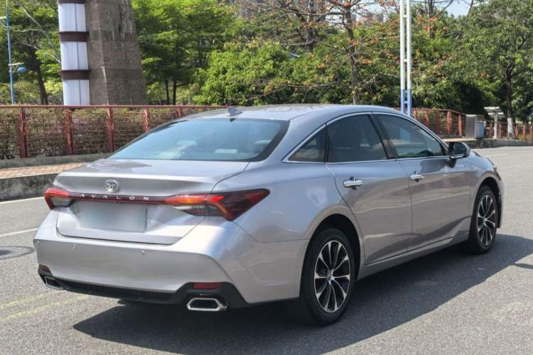 Used Toyota Avalon 2022 2.0L Luxury Edition Rear Right 45 Deg