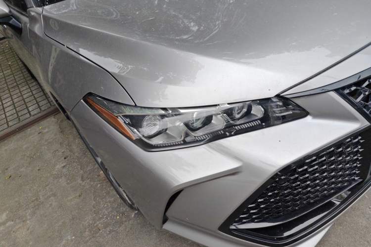 Used Toyota Avalon 2022 2.0L Luxury Edition Right Front Headlight
