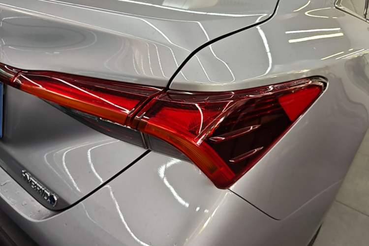 Used Toyota Avalon 2022 Dual-Engine 2.5L Luxury Edition Right Rear Taillight