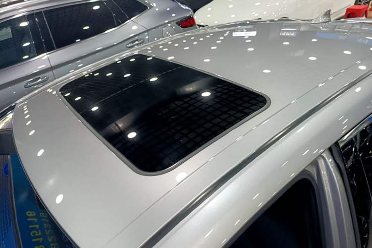 Used Toyota Avalon 2022 2.0L Luxury Edition Roof