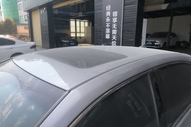 Used Toyota Avalon 2022 2.5L Luxury Edition Roof