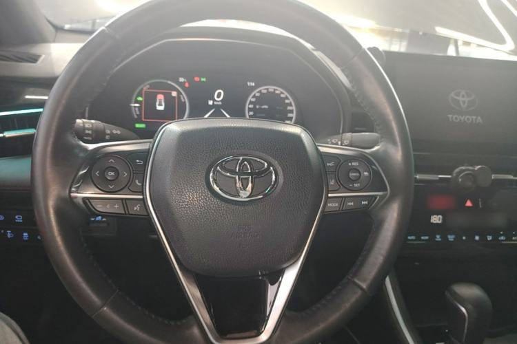 Used Toyota Avalon 2022 Dual-Engine 2.5L XLE Premium Edition Steering Wheel