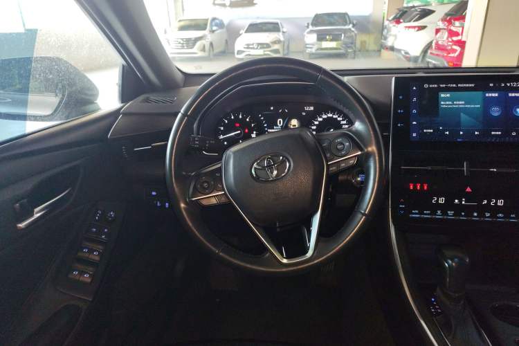 Used Toyota Avalon 2022 2.0L Luxury Edition Steering Wheel