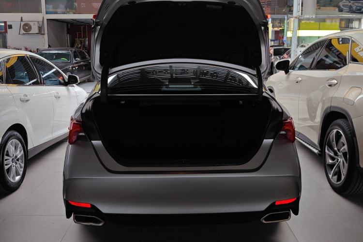 Used Toyota Avalon 2022 2.5L Touring Premium Edition Trunk