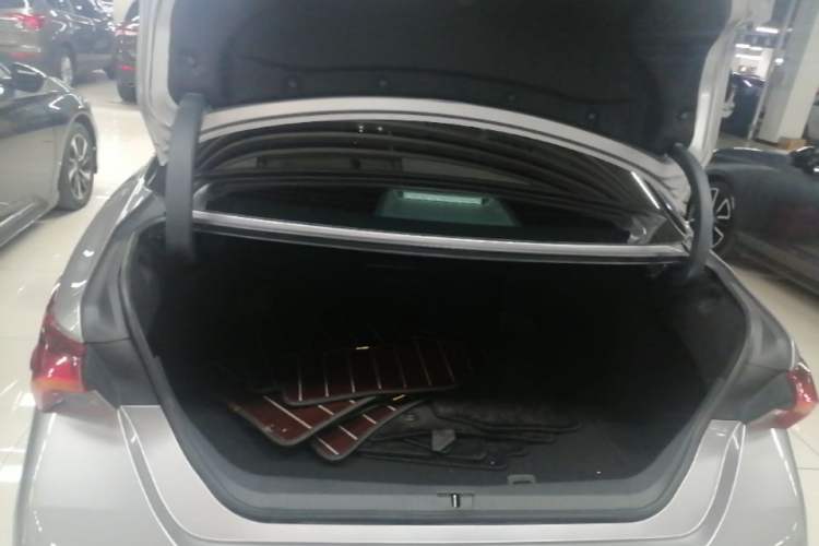 Used Toyota Avalon 2022 2.0L Ambition Edition Trunk