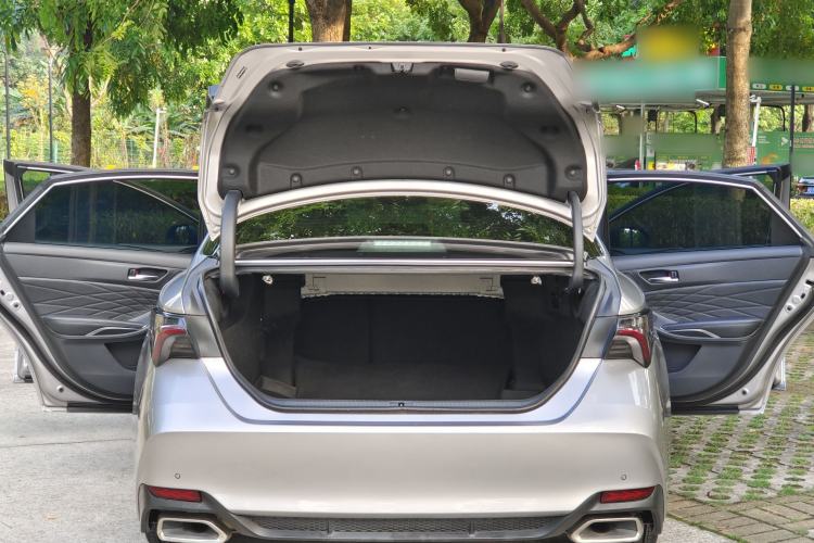 Used Toyota Avalon 2022 2.5L Touring Premium Edition Trunk