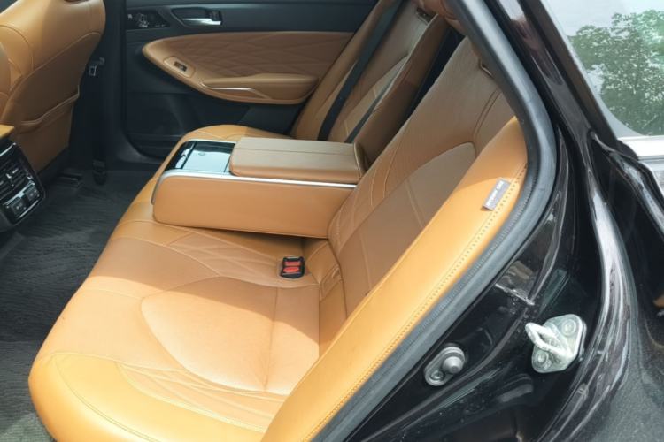 Used Toyota Avalon 2022 Dual-Engine 2.5L Limited Flagship Edition Left Rear Seat