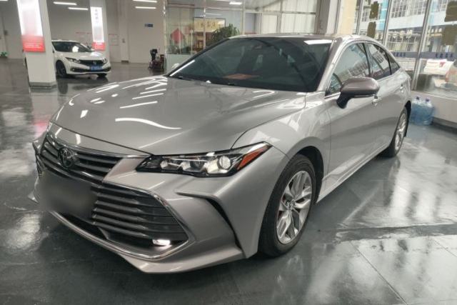 Used Toyota Avalon 2022 2.0L XLE Premium Edition