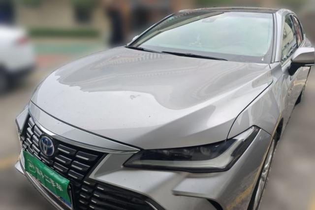 Used Toyota Avalon 2022 Dual-Engine 2.5L XLE Premium Edition