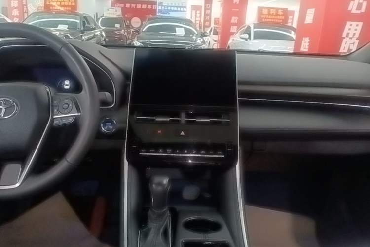 Used Toyota Avalon 2022 2.0L Luxury Edition Audio And AC Panel