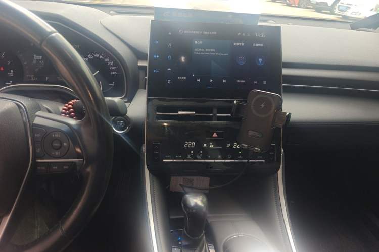 Used Toyota Avalon 2022 2.0L Luxury Edition Audio And AC Panel
