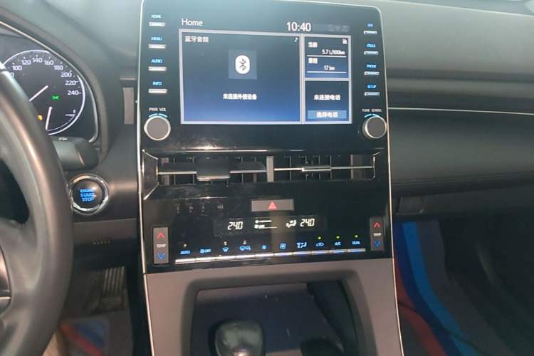Used Toyota Avalon 2022 2.0L XLE Premium Edition Audio And AC Panel