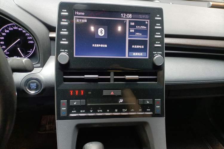 Used Toyota Avalon 2022 2.5L Touring Premium Edition Audio And AC Panel