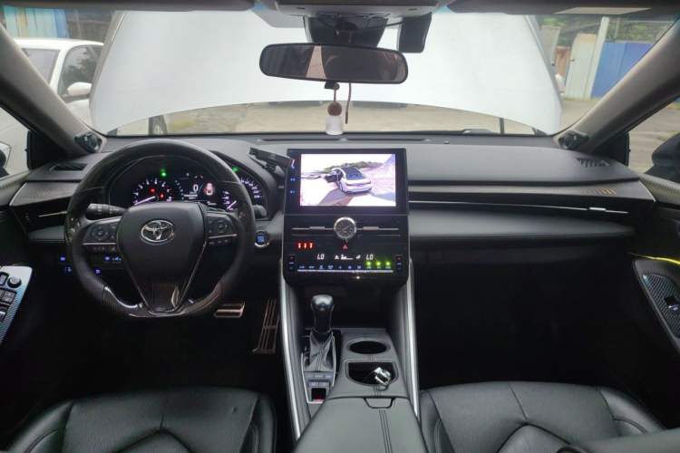Used Toyota Avalon 2022 2.5L Luxury Edition Center Console