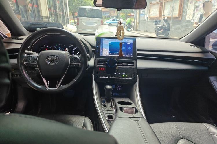 Used Toyota Avalon 2022 2.5L Luxury Edition Center Console