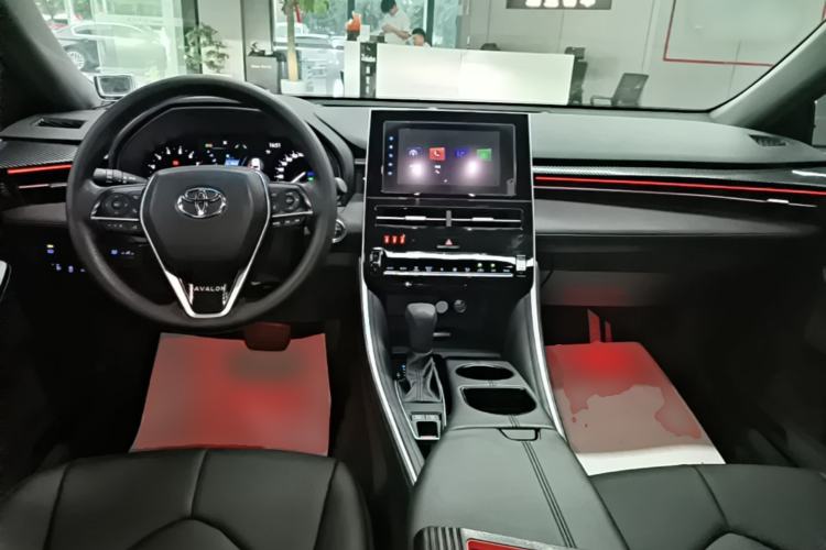 Used Toyota Avalon 2022 2.0L Ambition Edition Center Console