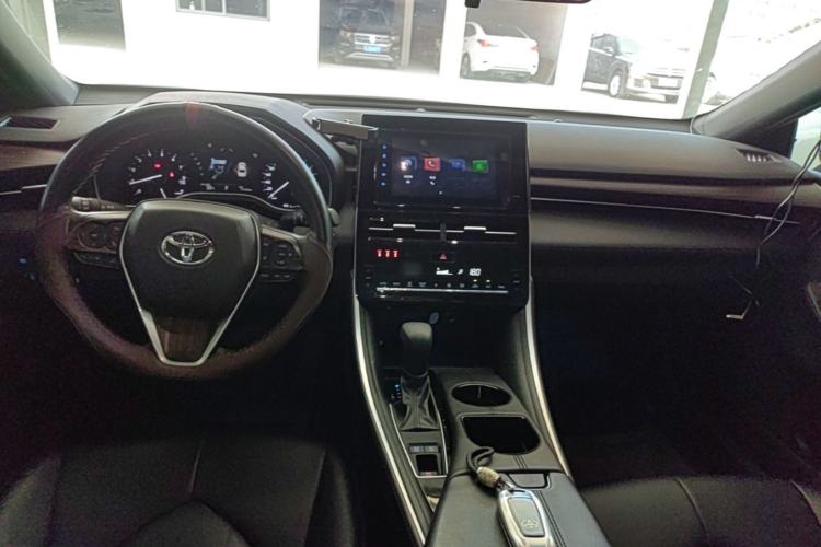 Used Toyota Avalon 2022 2.0L Ambition Edition Center Console