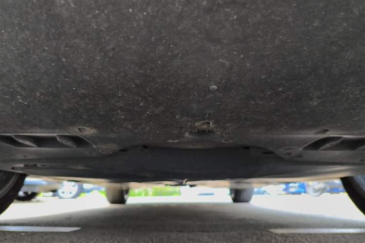 Used Toyota Avalon 2022 2.0L XLE Premium Edition Chassis Front