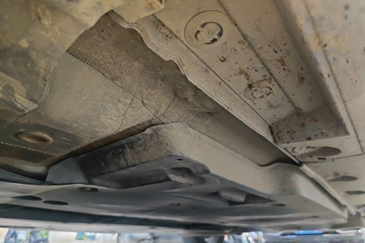 Used Toyota Avalon 2022 2.5L Luxury Edition Chassis Front Left