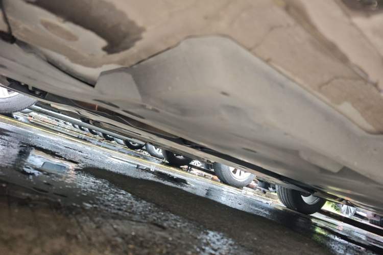 Used Toyota Avalon 2022 Dual-Engine 2.5L Luxury Edition Chassis Front Left