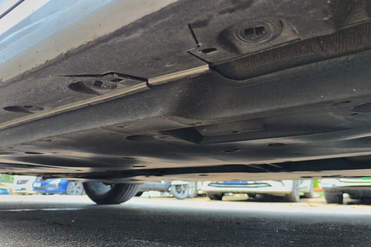Used Toyota Avalon 2022 2.0L XLE Premium Edition Chassis Front Right