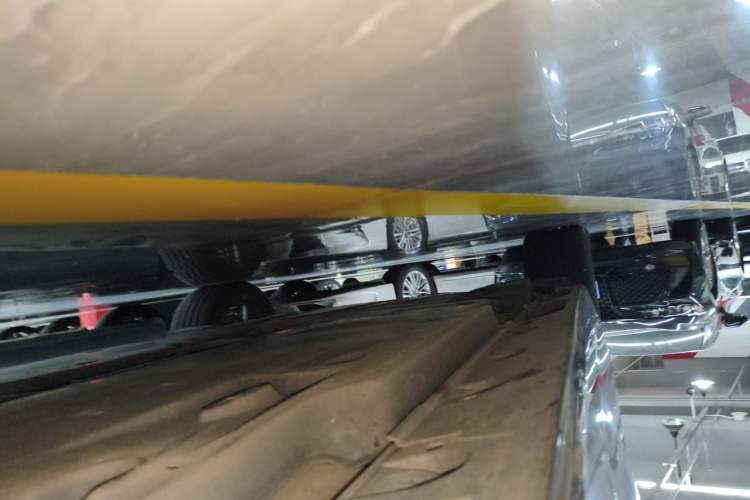Used Toyota Avalon 2022 Dual-Engine 2.5L XLE Premium Edition Chassis Front Right