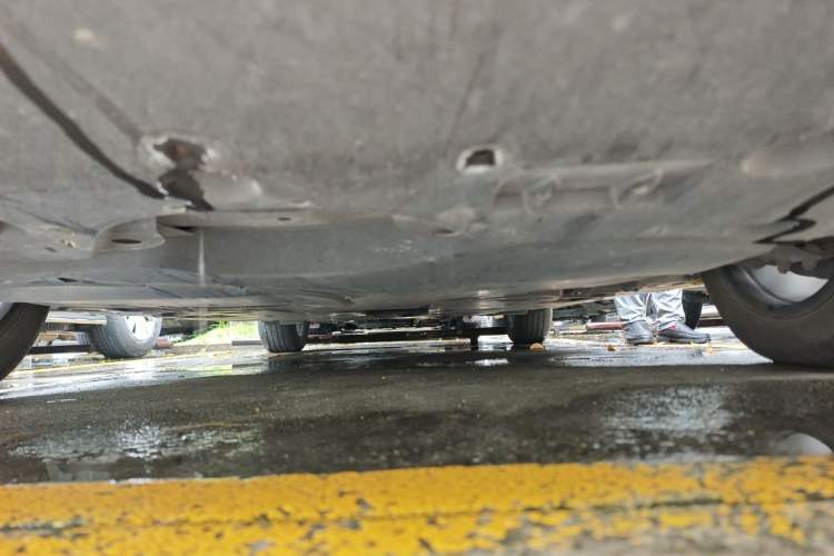 Used Toyota Avalon 2022 Dual-Engine 2.5L Luxury Edition Chassis Front