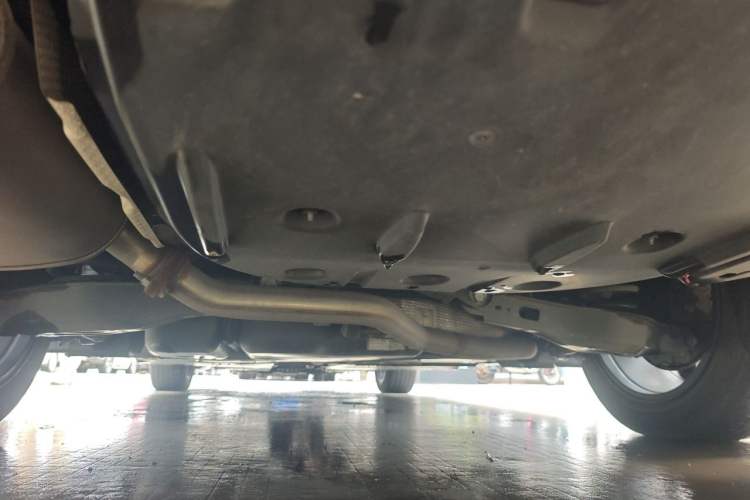 Used Toyota Avalon 2022 Dual-Engine 2.5L Luxury Edition Chassis Rear