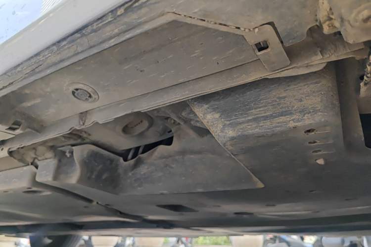 Used Toyota Avalon 2022 2.5L Luxury Edition Chassis Rear Left