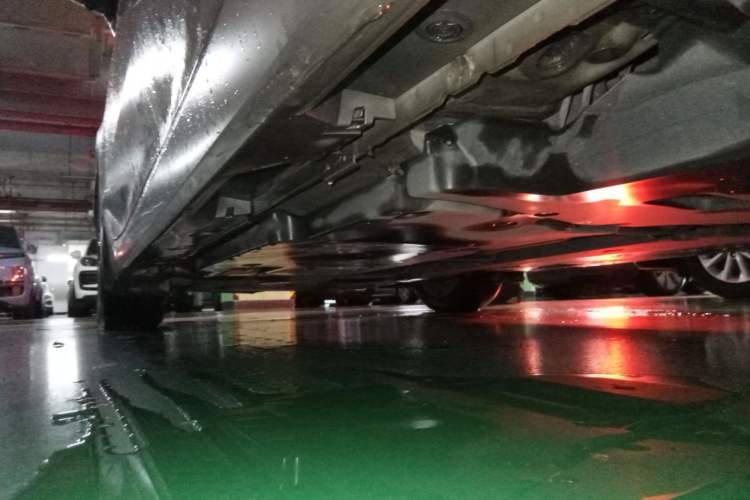 Used Toyota Avalon 2022 2.0L Luxury Edition Chassis Rear Left