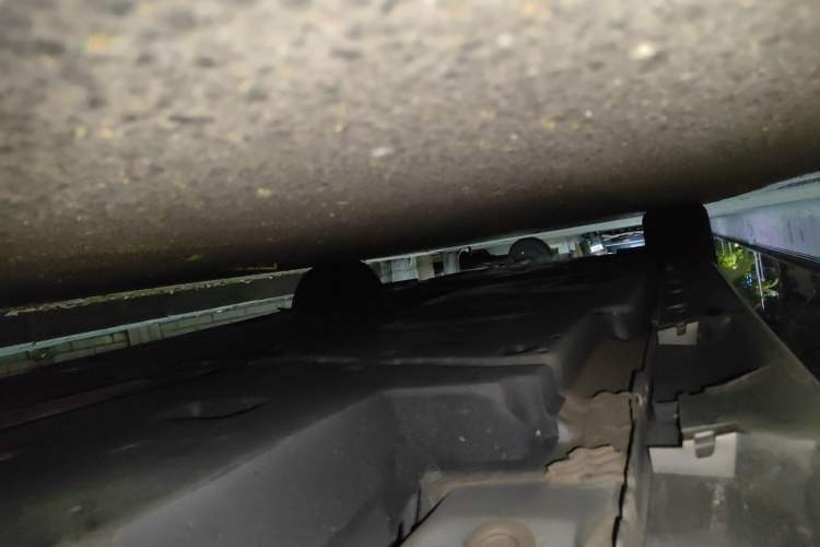 Used Toyota Avalon 2022 2.0L Luxury Edition Chassis Rear Left