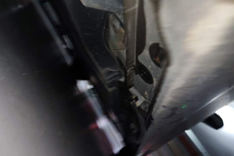 Used Toyota Avalon 2022 Dual-Engine 2.5L Luxury Edition Chassis Rear Right