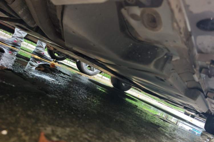 Used Toyota Avalon 2022 Dual-Engine 2.5L Luxury Edition Chassis Rear Right