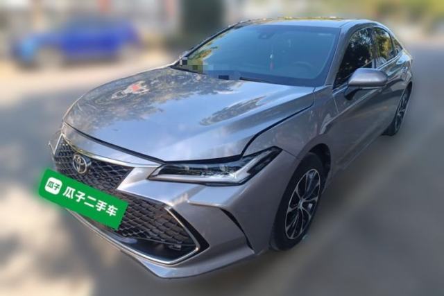 Ojetý Toyota Avalon 2022 2.5L Luxury Edition