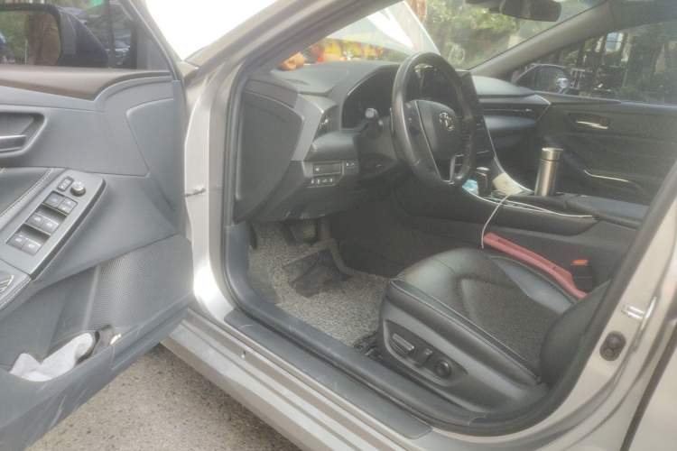Used Toyota Avalon 2022 2.5L Luxury Edition Driver Seat