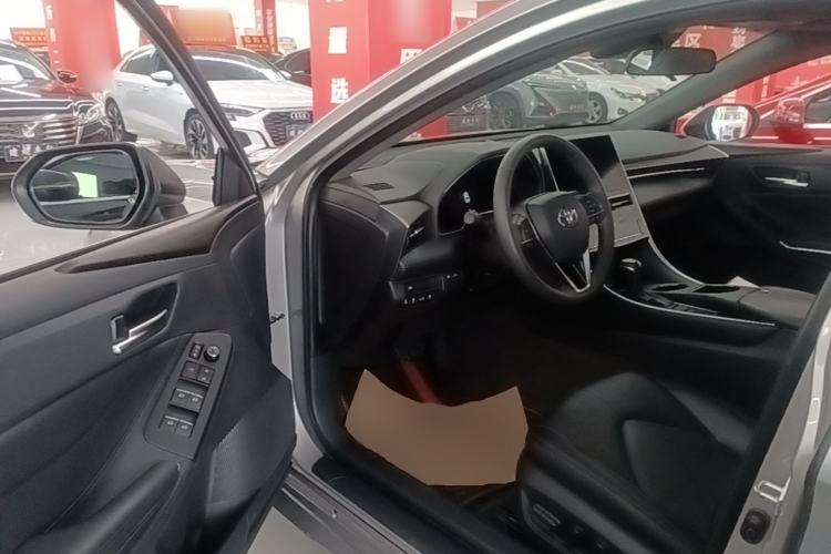 Used Toyota Avalon 2022 2.0L Luxury Edition Driver Seat