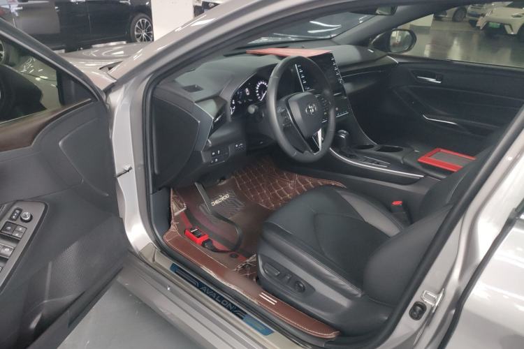 Used Toyota Avalon 2022 2.0L XLE Premium Edition Driver Seat