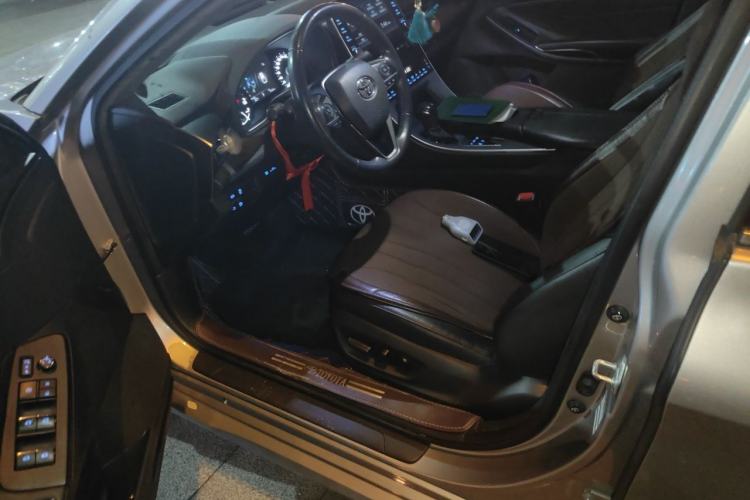 Used Toyota Avalon 2022 2.5L Luxury Edition Driver Seat