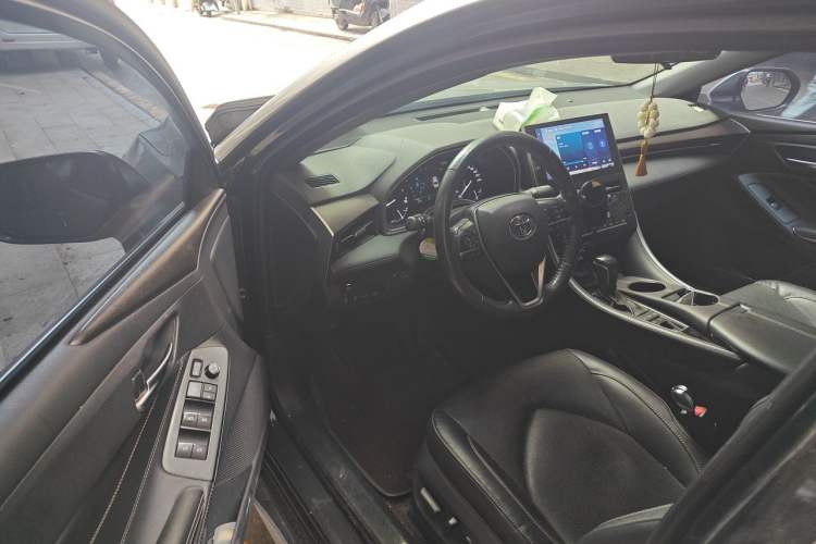 Used Toyota Avalon 2022 2.5L Luxury Edition Driver Seat