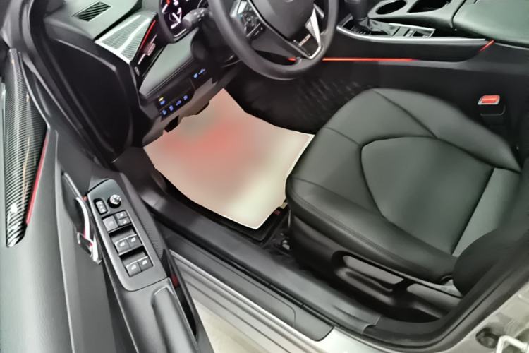 Used Toyota Avalon 2022 2.0L Ambition Edition Driver Seat
