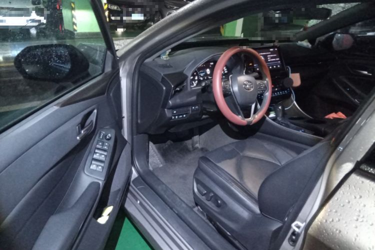 Used Toyota Avalon 2022 2.0L Luxury Edition Driver Seat