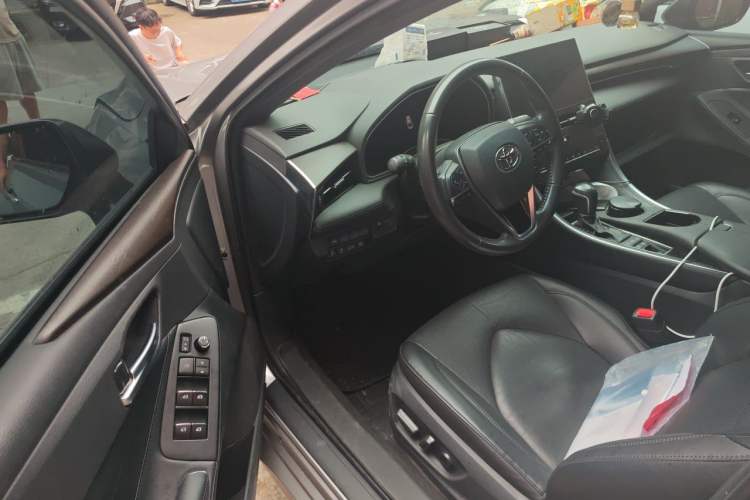 Used Toyota Avalon 2022 2.5L Luxury Edition Driver Seat