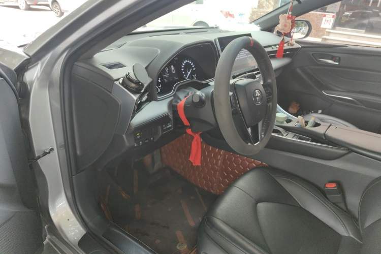 Used Toyota Avalon 2022 2.0L Luxury Edition Driver Seat